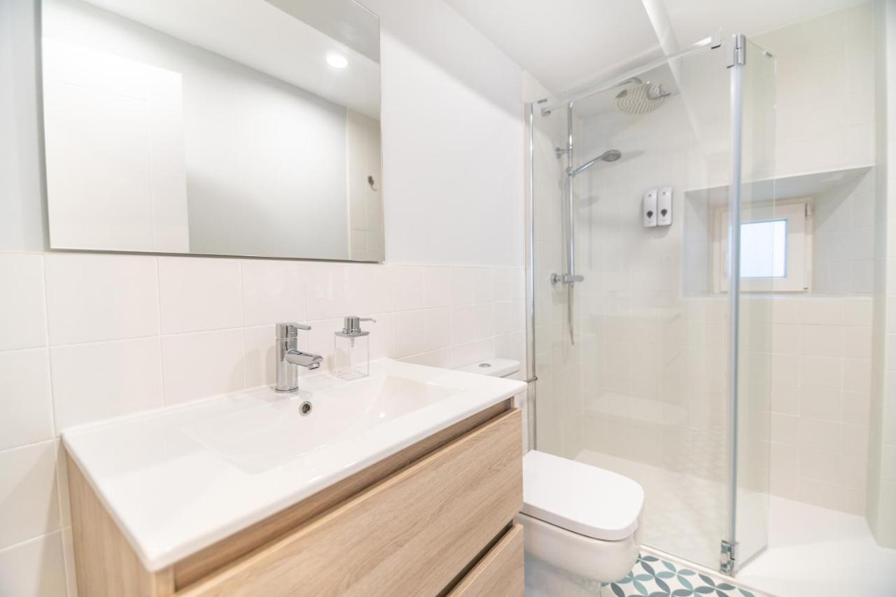 Villa Marta - Apartamentos Centricos Junto Al Mar Castro Urdiales Kültér fotó