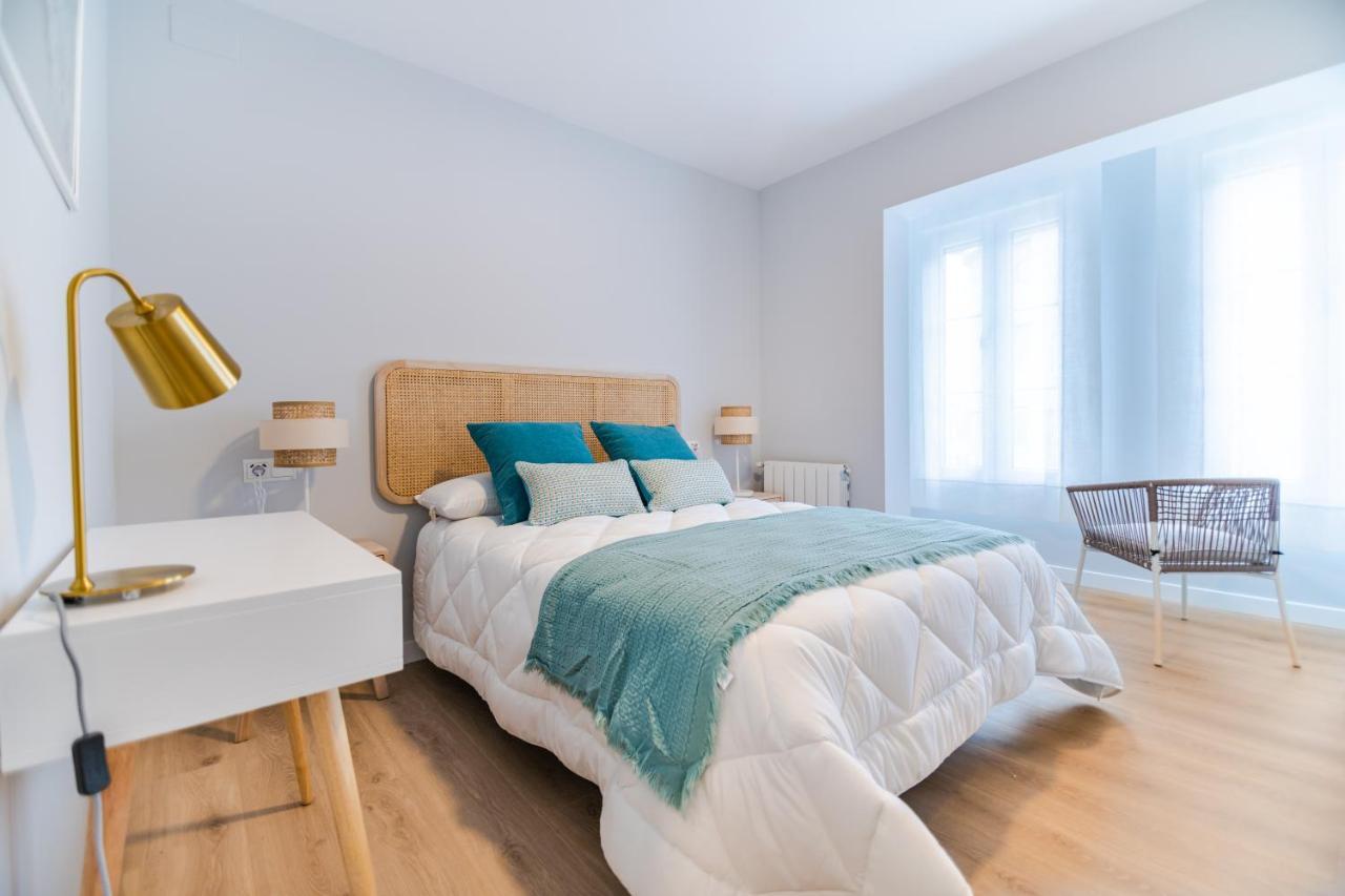Villa Marta - Apartamentos Centricos Junto Al Mar Castro Urdiales Kültér fotó