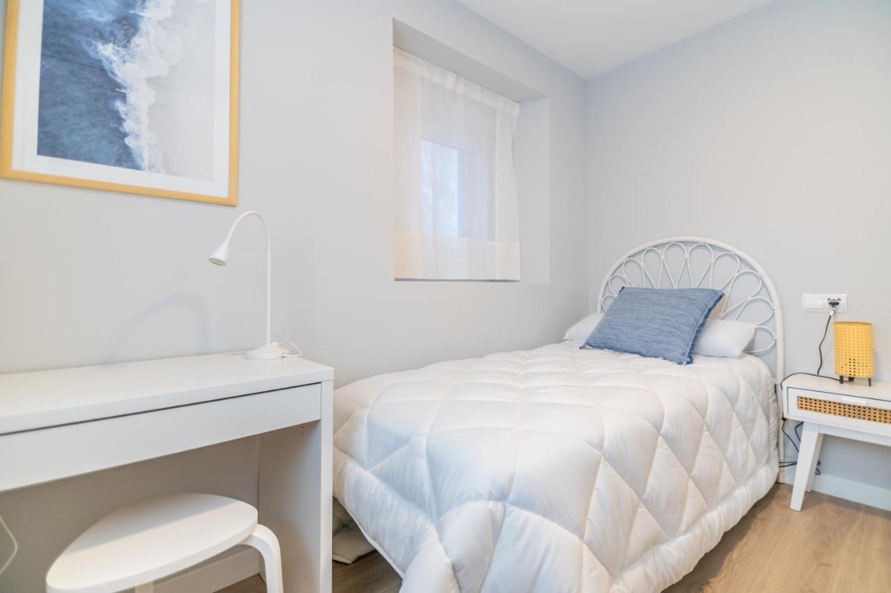 Villa Marta - Apartamentos Centricos Junto Al Mar Castro Urdiales Kültér fotó
