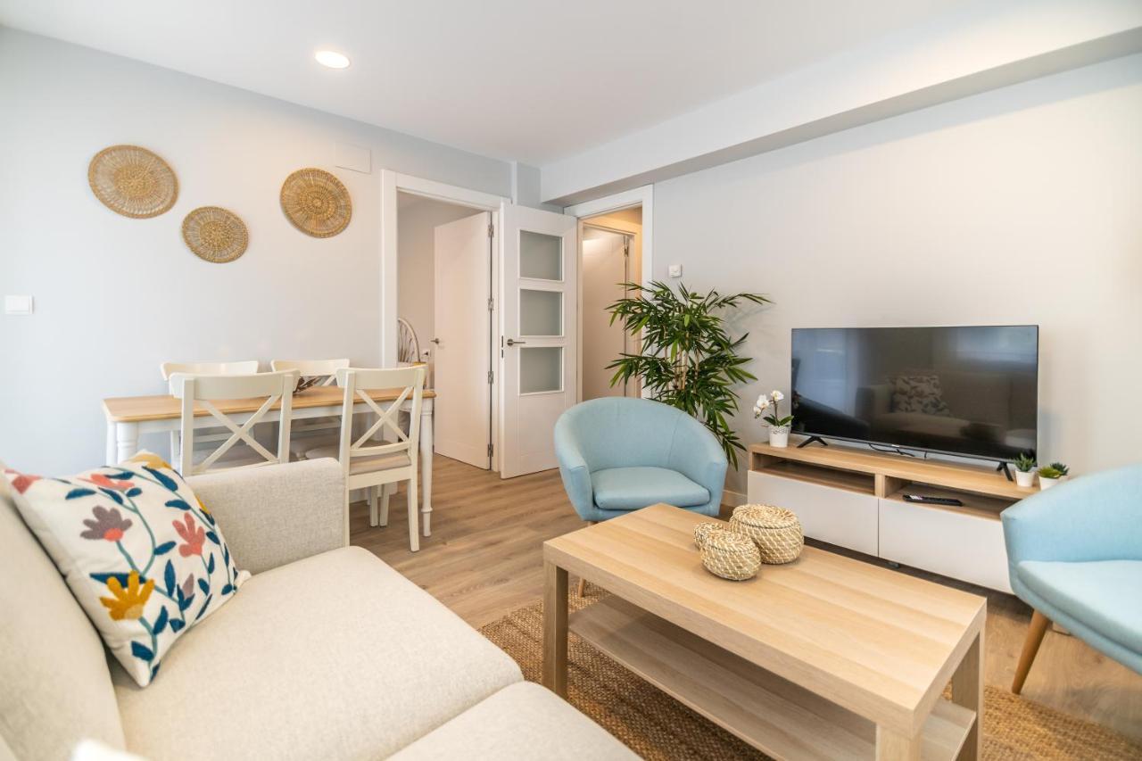 Villa Marta - Apartamentos Centricos Junto Al Mar Castro Urdiales Kültér fotó