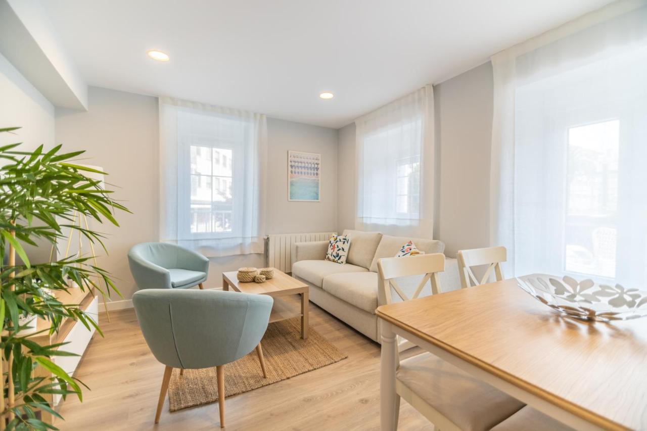 Villa Marta - Apartamentos Centricos Junto Al Mar Castro Urdiales Kültér fotó