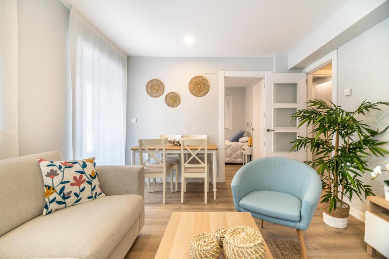 Villa Marta - Apartamentos Centricos Junto Al Mar Castro Urdiales Kültér fotó