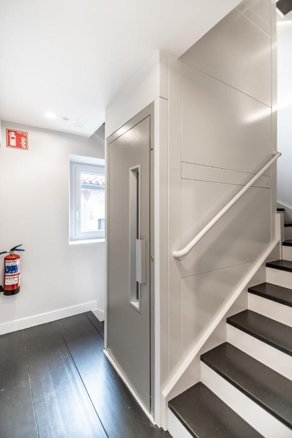 Villa Marta - Apartamentos Centricos Junto Al Mar Castro Urdiales Kültér fotó